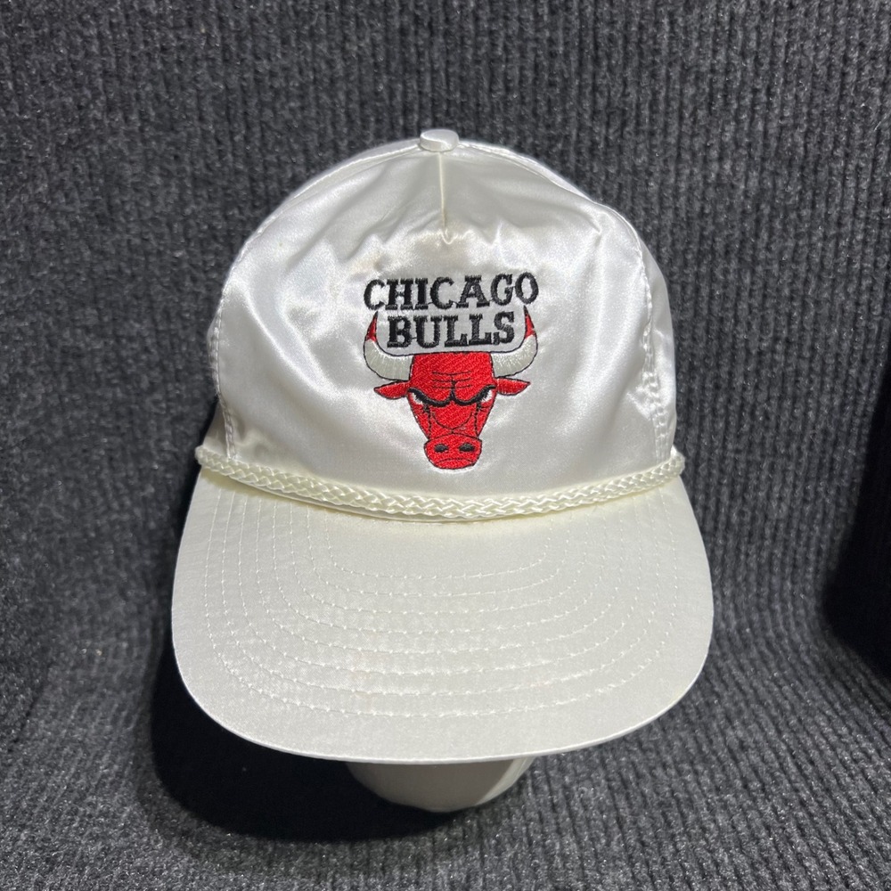 Vintage Chicago Bulls Hat Mens OSFA White Satin Rope Snapback Cap NBA 90s Nissin